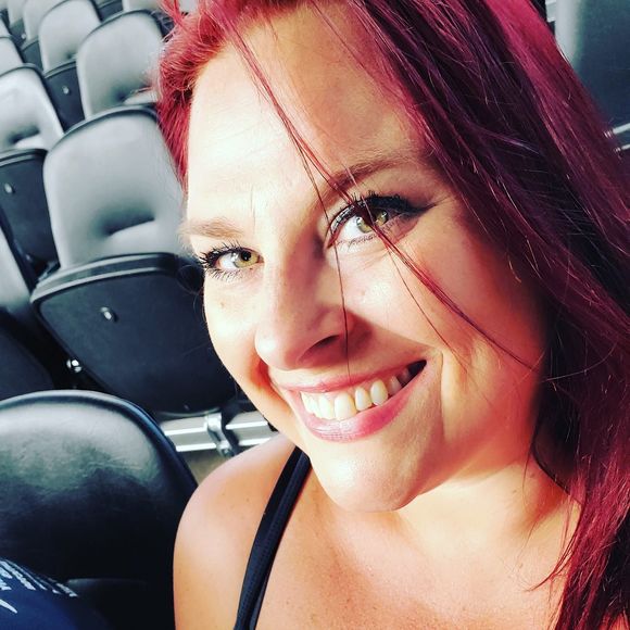 Meet your Posher, Elizabeth - Picture 1 of 1